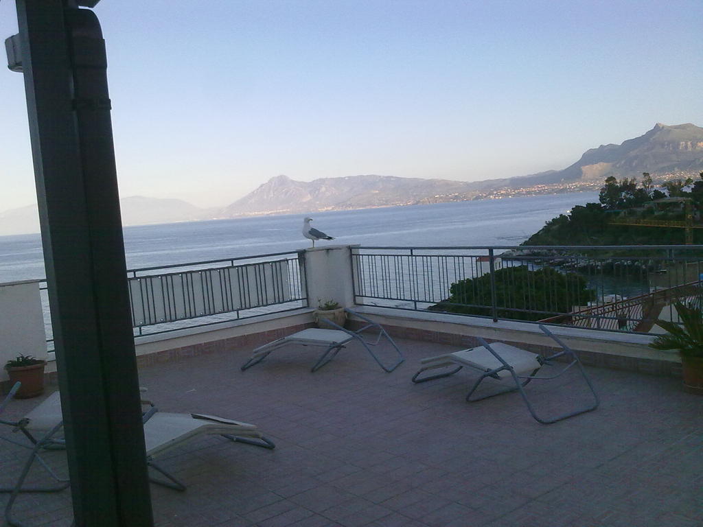 La Caletta Bed and Breakfast Santa Flavia Eksteriør billede